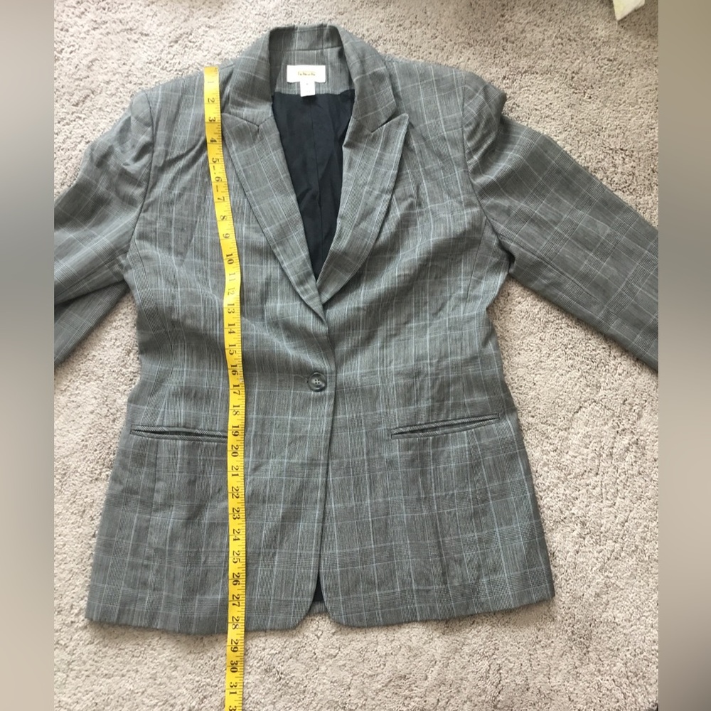 Talbots Classic Gray Checkered Blazer EUC - image 4